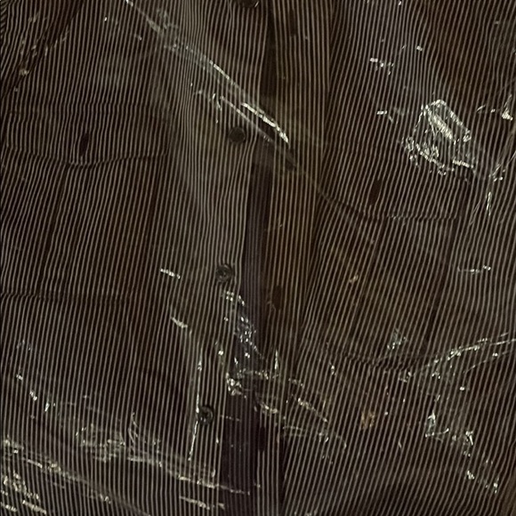 Gray strip - Picture 1 of 1